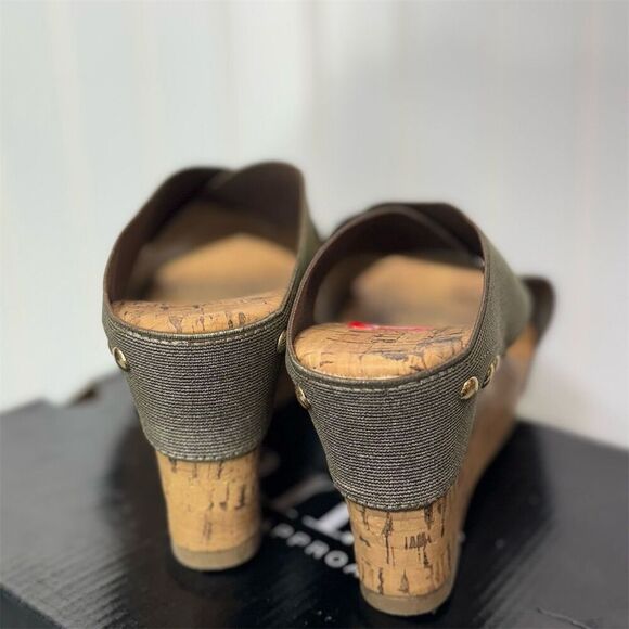 ANA Lexi Gold Wedge Sandals 7M NIB Metallic Cork Platform Summer Slides - Picture 5 of 8